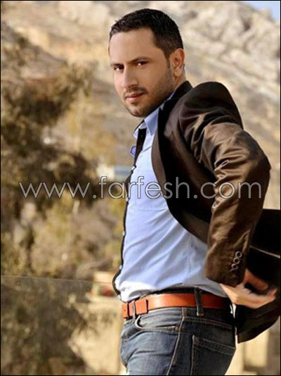 في رمضان: اطلالة جديدة للفنانين السوريين بالشارب واللحية! صورة رقم 9 في رمضان: اطلالة جديدة للفنانين السوريين بالشارب واللحية! صورة رقم 9