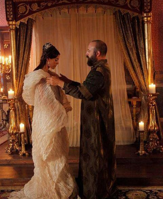 اليكم تفاصيل مفاجئة في مسلسل حريم السلطان الجزء الثالث! صورة رقم 25 اليكم تفاصيل مفاجئة في مسلسل حريم السلطان الجزء الثالث! صورة رقم 25