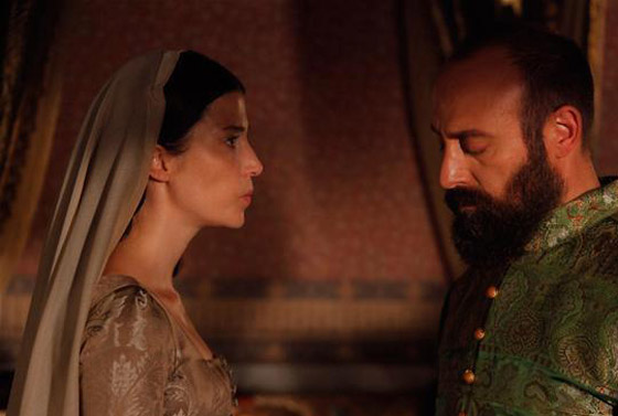 اليكم تفاصيل مفاجئة في مسلسل حريم السلطان الجزء الثالث! صورة رقم 4 اليكم تفاصيل مفاجئة في مسلسل حريم السلطان الجزء الثالث! صورة رقم 4