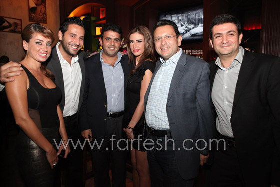 الفنان عصام بريدي وشقيقه يحتفلان بـ Table7 بحضور المشاهير صورة رقم 8