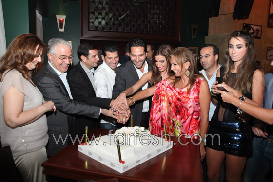 الفنان عصام بريدي وشقيقه يحتفلان بـ Table7 بحضور المشاهير صورة رقم 9