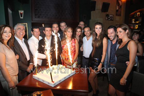 الفنان عصام بريدي وشقيقه يحتفلان بـ Table7 بحضور المشاهير صورة رقم 10