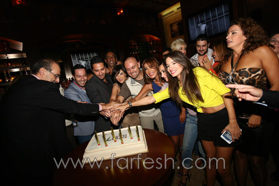 الفنان عصام بريدي وشقيقه يحتفلان بـ Table7 بحضور المشاهير صورة رقم 24