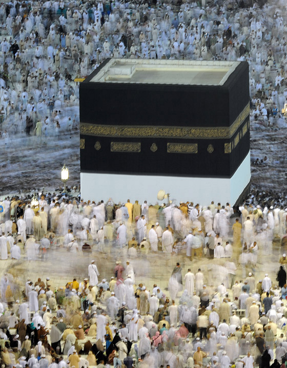 نظرة من الفضاء: مكة والمدينة المنورة هما أكثر بقعتين مضيئتين صورة رقم 1