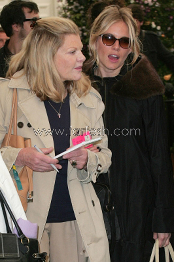 اليكم صور لأشهر نجوم هوليوود مع أمهاتهم على السجادة الحمراء صورة رقم 10 اليكم صور لأشهر نجوم هوليوود مع أمهاتهم على السجادة الحمراء صورة رقم 10