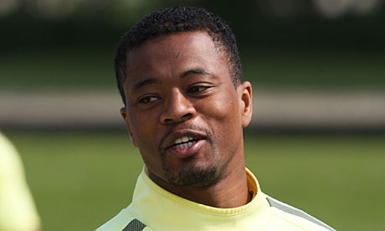 هاري هاوي تفضح المستور باقامتها علاقة حميمة مع اللاعب باتريس ايفرا صورة رقم 9 هاري هاوي تفضح المستور باقامتها علاقة حميمة مع اللاعب باتريس ايفرا صورة رقم 9