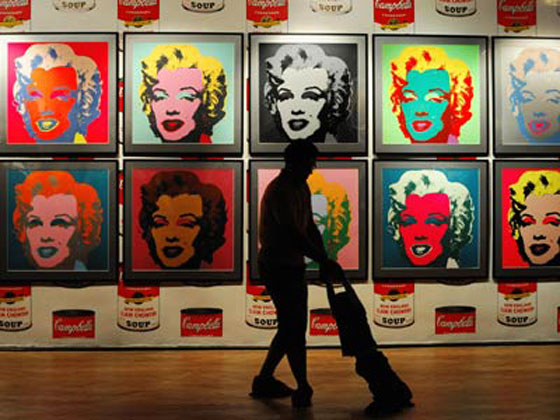 شفتي مارلين مونرو قطعة رئيسية في المزاد وتباع بـ90 الف دولار صورة رقم 2 شفتي مارلين مونرو قطعة رئيسية في المزاد وتباع بـ90 الف دولار صورة رقم 2