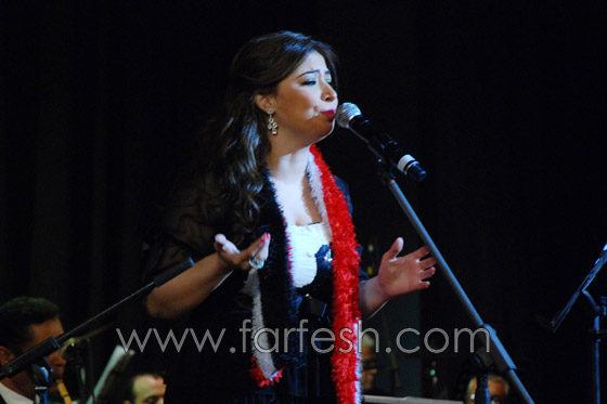 النجوم بتأبين الشريعي وهمسات حول فستان نادية المكشوف صورة رقم 15 النجوم بتأبين الشريعي وهمسات حول فستان نادية المكشوف صورة رقم 15