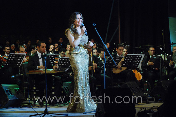 النجوم بتأبين الشريعي وهمسات حول فستان نادية المكشوف صورة رقم 29 النجوم بتأبين الشريعي وهمسات حول فستان نادية المكشوف صورة رقم 29