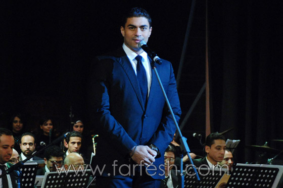 النجوم بتأبين الشريعي وهمسات حول فستان نادية المكشوف صورة رقم 35 النجوم بتأبين الشريعي وهمسات حول فستان نادية المكشوف صورة رقم 35