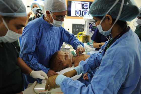 بالصور: الطفلة ذات الرأس المنتفخ تتعافى لكن مستقبلها في خطر صورة رقم 3 بالصور: الطفلة ذات الرأس المنتفخ تتعافى لكن مستقبلها في خطر صورة رقم 3