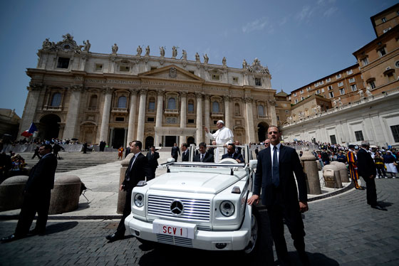 البابا: الرب افتدى الملحدين ايضا ويبشرهم بجنات النعيم! صورة رقم 7