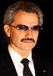 ابن طلال: المرأة السعودية تسلقت قمة ايفرست وتمنع من قيادة سيارة! صورة رقم 1