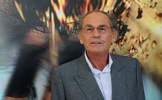 الفنان ساركوزي استغل شهرة ابنه السياسية لترويج لوحاته صورة رقم 1 الفنان ساركوزي استغل شهرة ابنه السياسية لترويج لوحاته صورة رقم 1