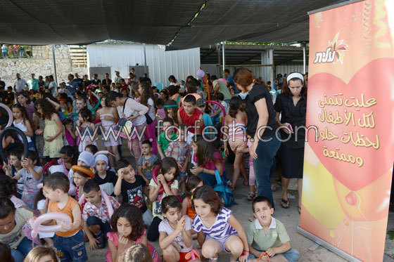 عليت تُشارك الأطفال فرحتهم في يوم الطفل العالمي صورة رقم 1 عليت تُشارك الأطفال فرحتهم في يوم الطفل العالمي صورة رقم 1