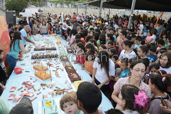 عليت تُشارك الأطفال فرحتهم في يوم الطفل العالمي صورة رقم 7 عليت تُشارك الأطفال فرحتهم في يوم الطفل العالمي صورة رقم 7