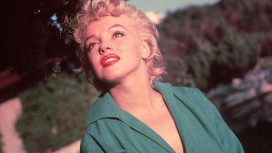 مارلين مونرو: الرئيس كنيدي وشقيقه تناقلاني بينهما كقطعة لحم  صورة رقم 8