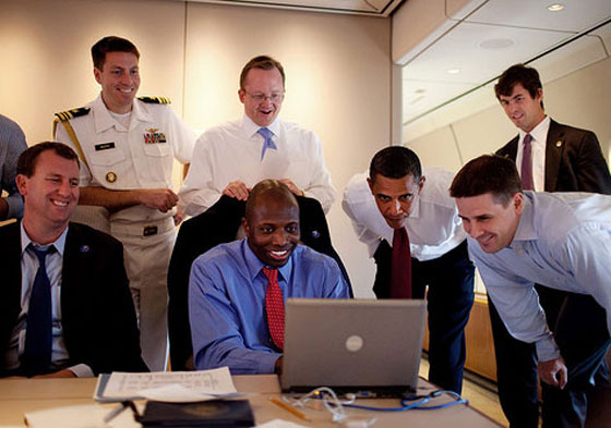 صور ساخرة من اوباما لفضيحة التجسس على البريد الإلكتروني  صورة رقم 2