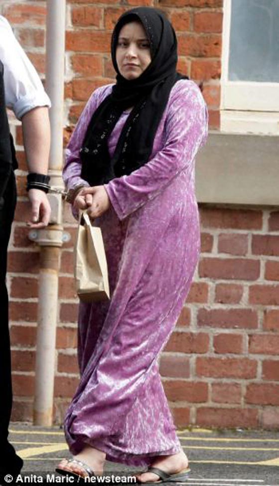 أم عراقية ترمي طفلتها في أنبوب صرف صحي وتقتلها  صورة رقم 2