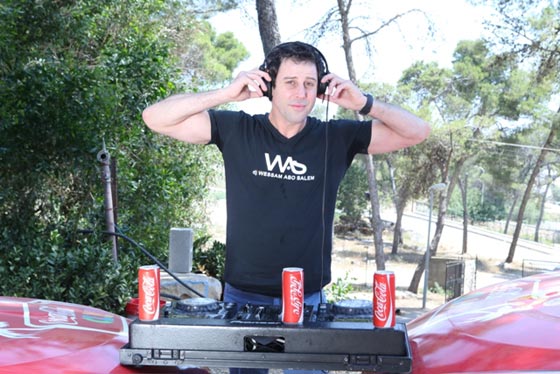 أفضل الأغاني والموسيقى مع الـ DJ وسام أبو سالم بانتظاركم في الـ Coca Cola Club صورة رقم 1 أفضل الأغاني والموسيقى مع الـ DJ وسام أبو سالم بانتظاركم في الـ Coca Cola Club صورة رقم 1