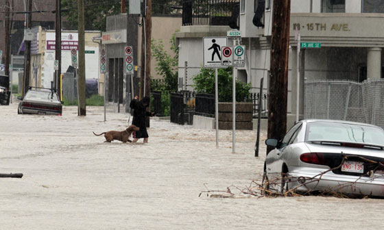 بالصور: اقوى الفيضانات تغرق مدن كندا  صورة رقم 8