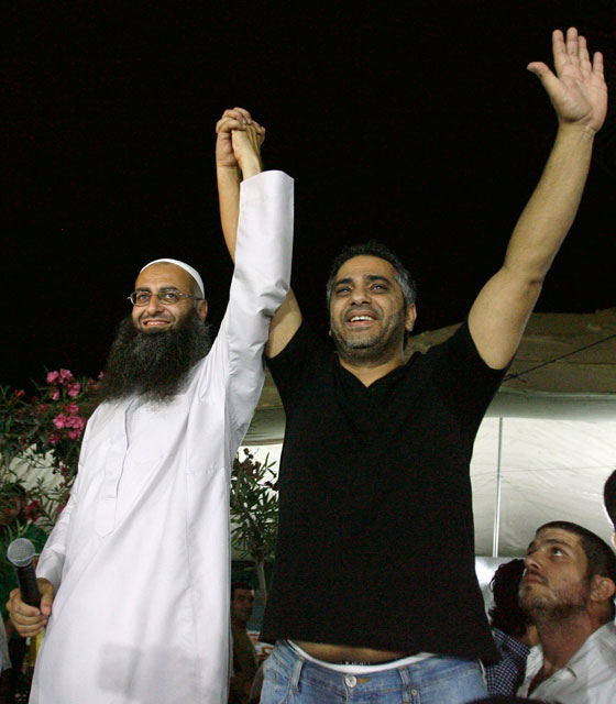 أحمد الاسير من المخبز الى استوديو الفن ثم الدعوة والجهاد! صورة رقم 4 أحمد الاسير من المخبز الى استوديو الفن ثم الدعوة والجهاد! صورة رقم 4