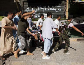 لبنان: 20 سوريا أصيبوا بجروح عندما هاجمهم مجهولون بالسكاكين صورة رقم 1