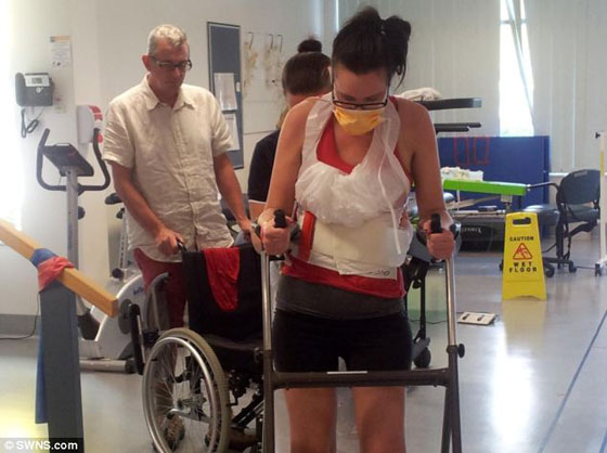 امراة تصاب بالشلل وتكاد تموت بسبب لسعة بعوضة  صورة رقم 2