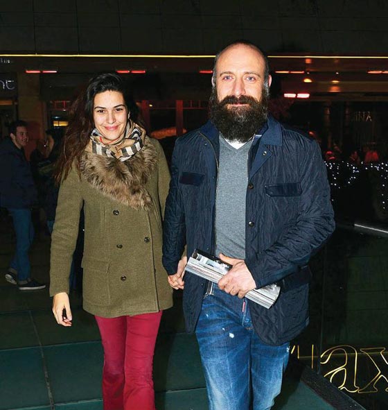 السلطان سليمان مع عائلتة على شواطئ تركيا بعيدا عن المظاهرات صورة رقم 5 السلطان سليمان مع عائلتة على شواطئ تركيا بعيدا عن المظاهرات صورة رقم 5