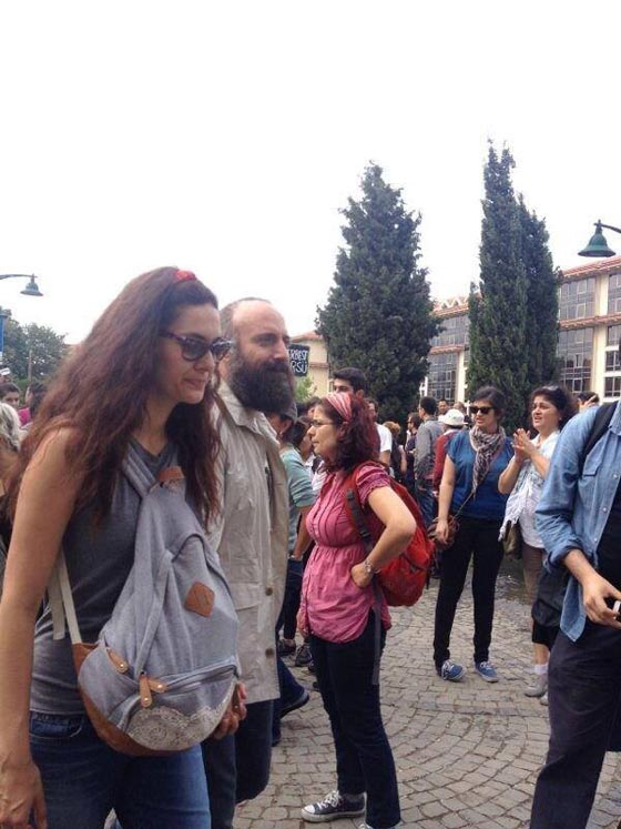 السلطان سليمان مع عائلتة على شواطئ تركيا بعيدا عن المظاهرات صورة رقم 8 السلطان سليمان مع عائلتة على شواطئ تركيا بعيدا عن المظاهرات صورة رقم 8