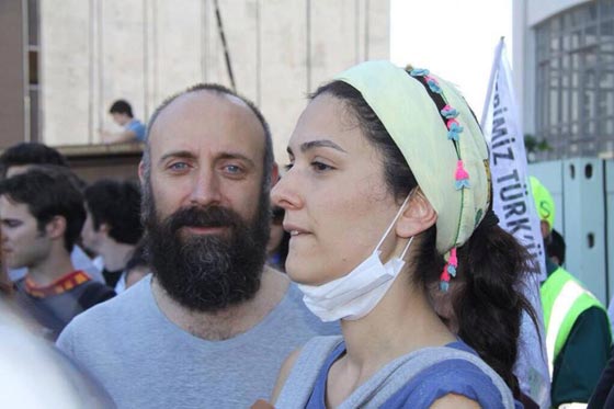 السلطان سليمان مع عائلتة على شواطئ تركيا بعيدا عن المظاهرات صورة رقم 9 السلطان سليمان مع عائلتة على شواطئ تركيا بعيدا عن المظاهرات صورة رقم 9