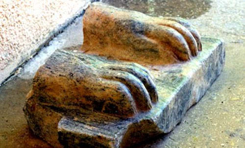 ماذا يفعل تمثال ابو الهول المصري في اسرائيل؟ صورة رقم 1 ماذا يفعل تمثال ابو الهول المصري في اسرائيل؟ صورة رقم 1