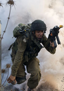 ضابط اسرائيلي: اذا أقدم حزب الله على اي عمل عسكري سنجتاح لبنان صورة رقم 1