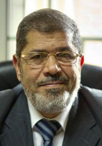 هل استولت قيادة الاخوان على منحة قطرية وهدايا امريكية؟ صورة رقم 1