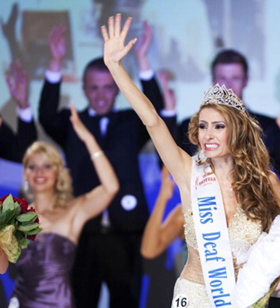 البرازيلية تيسي بايي ملكة جمال العالم للفتيات الصماوات صورة رقم 4