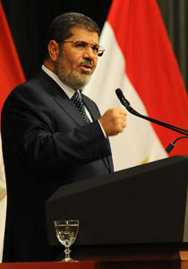 كيف اضاع مرسي فرصة لبقائه في الحكم؟! صورة رقم 1