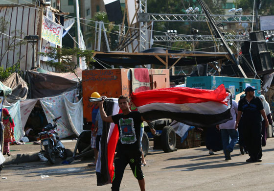 تصاعد الاستقطاب والانقسام ومليونيتين في القاهرة اليوم الجمعة صورة رقم 9