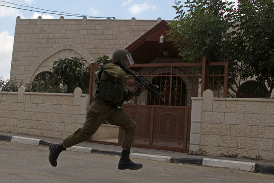 حالة تأهب قصوى.. اسرائيل تنصب 