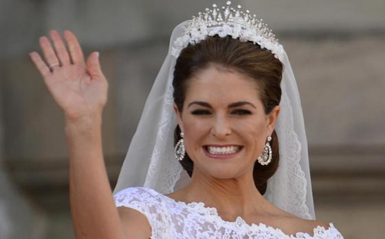 الملكة رانيا الاولى بقائمة أجمل 10 أميرات وملكات حول العالم صورة رقم 6