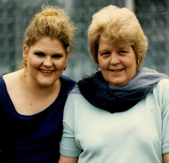 أول طفلة أنابيب في العالم تتحدث عن حملها الطبيعي وولادتها صورة رقم 2