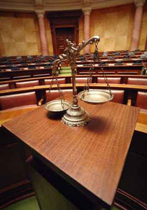 مشاهير العرب الأمريكيين: محامون من اصل عربي من اغنى وأشهر الامريكيين صورة رقم 1