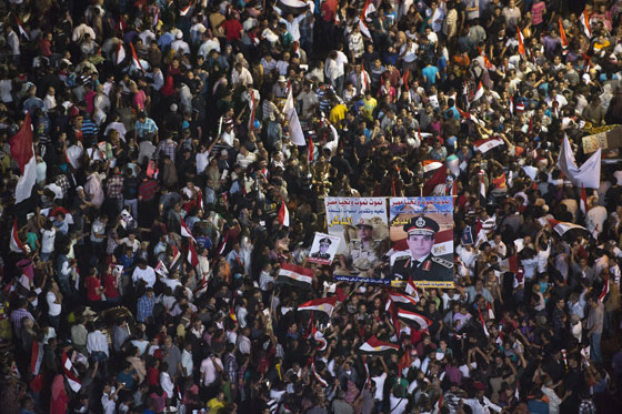 ممثلو وراقصات مصر يفوضون السيسي للقضاء على الارهاب  صورة رقم 9