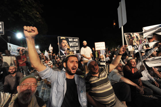 اليوم الجمعة.. ترقب لمليونية تحت مسمى 