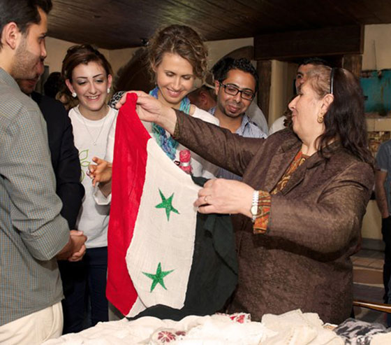 اسماء الاسد تساهم باعداد طعام افطار ليلة القدر في مجمع للايتام صورة رقم 9