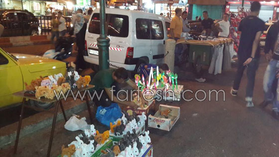 العاصمة الاقتصادية لفلسطين تعج بالأضواء وبهجة العيد  صورة رقم 24