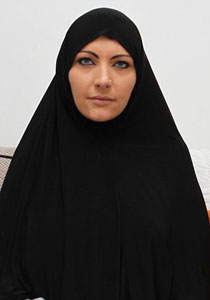 بريطانية تتحجب متخفية لإسترجاع ابنتها المختطفة في مصر  صورة رقم 1