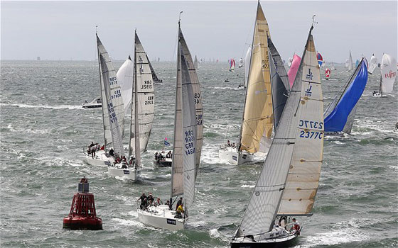 لاول مرة منذ 200 عاما تتغير قوانين اليخت الملكي ويقبل عضوية النساء صورة رقم 1