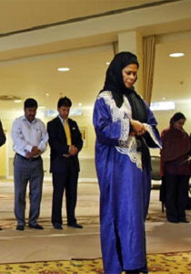 في لندن.. مسجد للجميع تؤم فيه امرأة صورة رقم 1