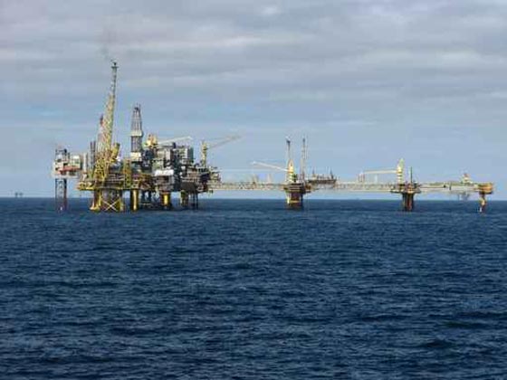 استقرار اسعار النفط الخام الامريكي صورة رقم 1