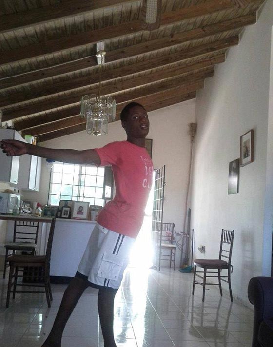 جامايكا: مقتل مراهق شاذ بشكل فاحش (مخنث) لأنه ارتدى ملابس نسائية صورة رقم 3 جامايكا: مقتل مراهق شاذ بشكل فاحش (مخنث) لأنه ارتدى ملابس نسائية صورة رقم 3